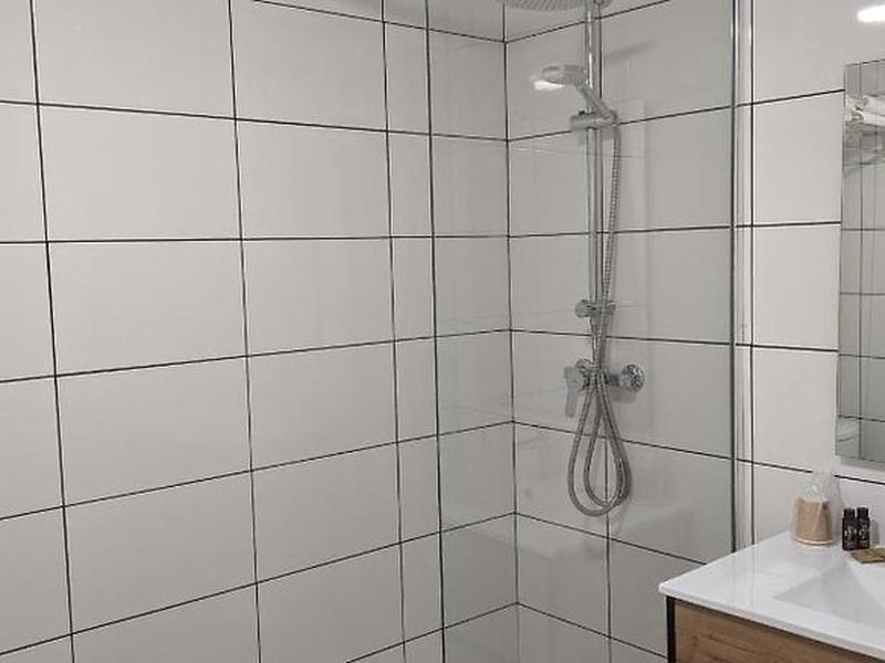 54C15B594090E7CCCDDCF44701D7F1B5