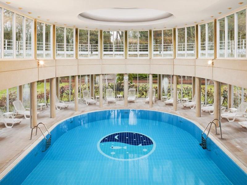 B53FE3BBA40A3D3665F34B4D7D0DD35E