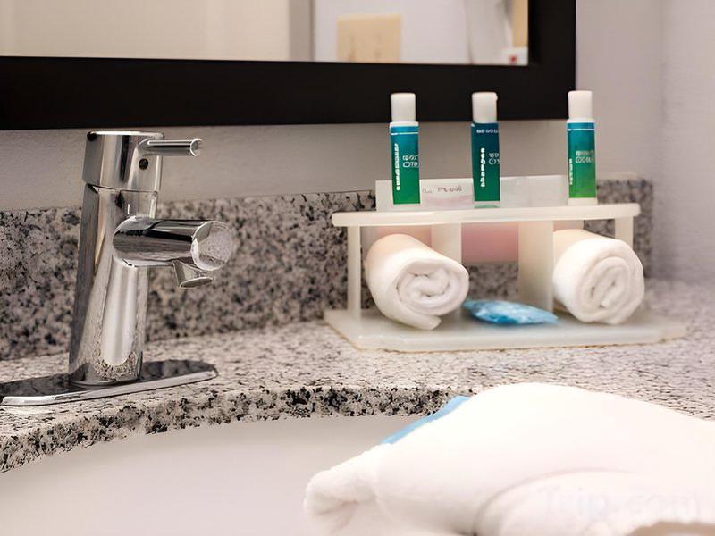 37F0E0D0168A044EE8050A979855C029