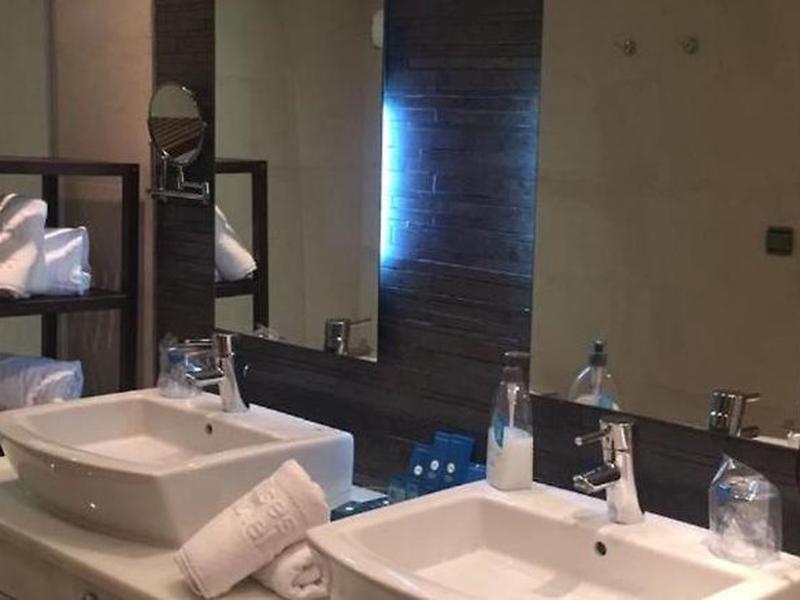 4F211040AFCF55FA0C67CC7AAD72B1E9