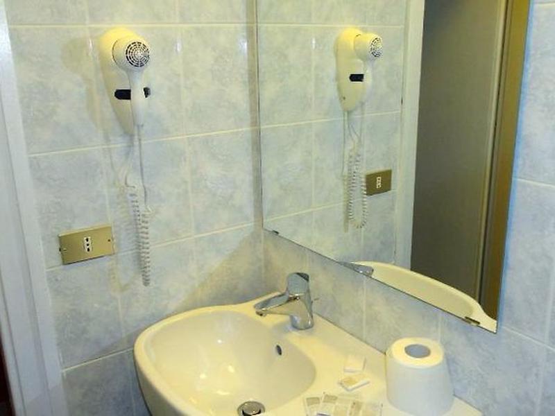 67C62AA959C9F312900360F059978814