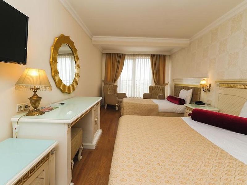 AE62C4D3BBE094CB2286F65ED06EC2EE