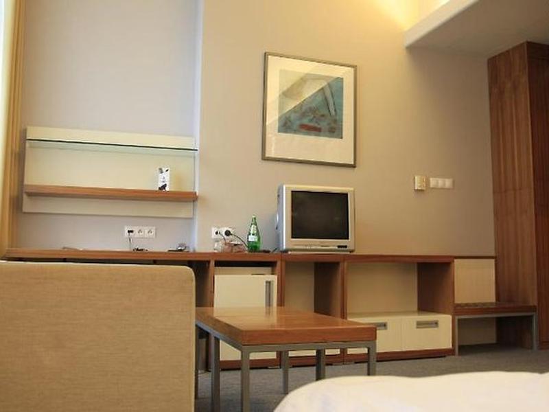 DC3DA4D5B724B964510D429A94AF9752