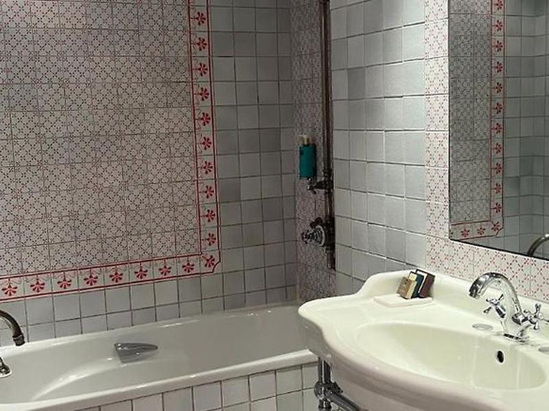 8EE866CC4E6393B6F3B45F15B2556FC4