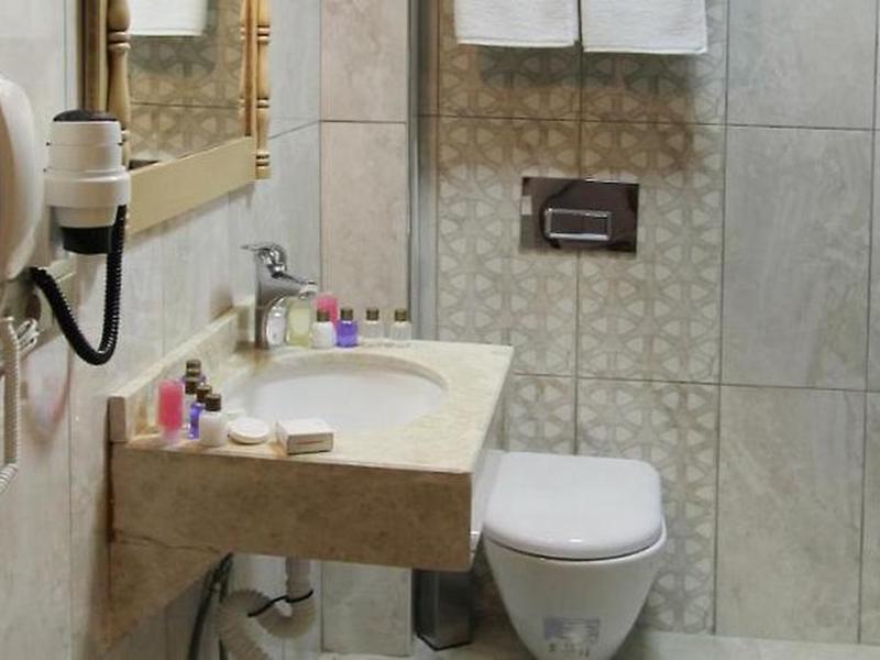 CFF9124D65719A581F04A1EACE2F1991