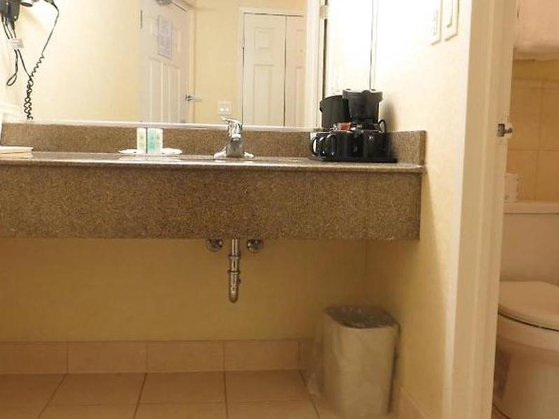 FECF7DBF710C620D49410A24374A8E32