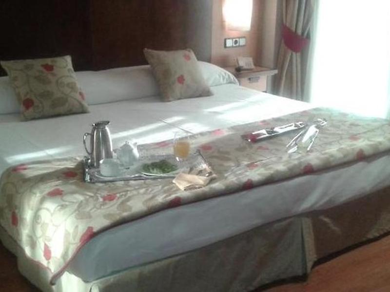 0DF09247AA602A270D6E1301712FB9CD