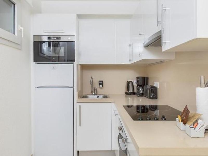 41BBE9FD53F574F38F88703B53DAC50C