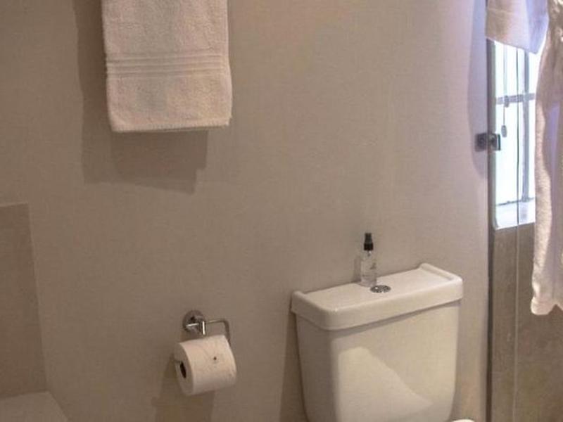 4374BA0F9CE81DCB5517FE837E718049