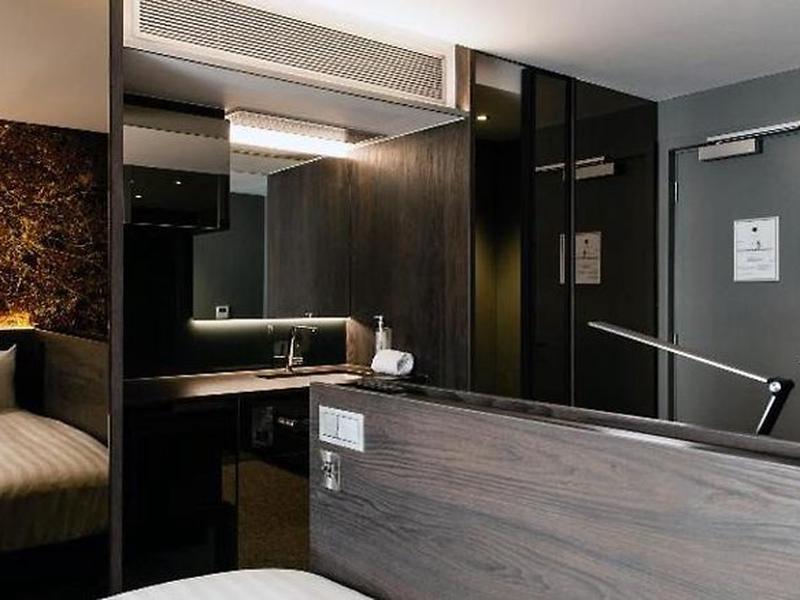 2A5D3D8E88D7345239FD7CCDBF94E780