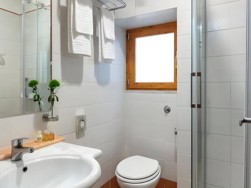 10439D8E1118B1EEE4DA9B4226C55A0C