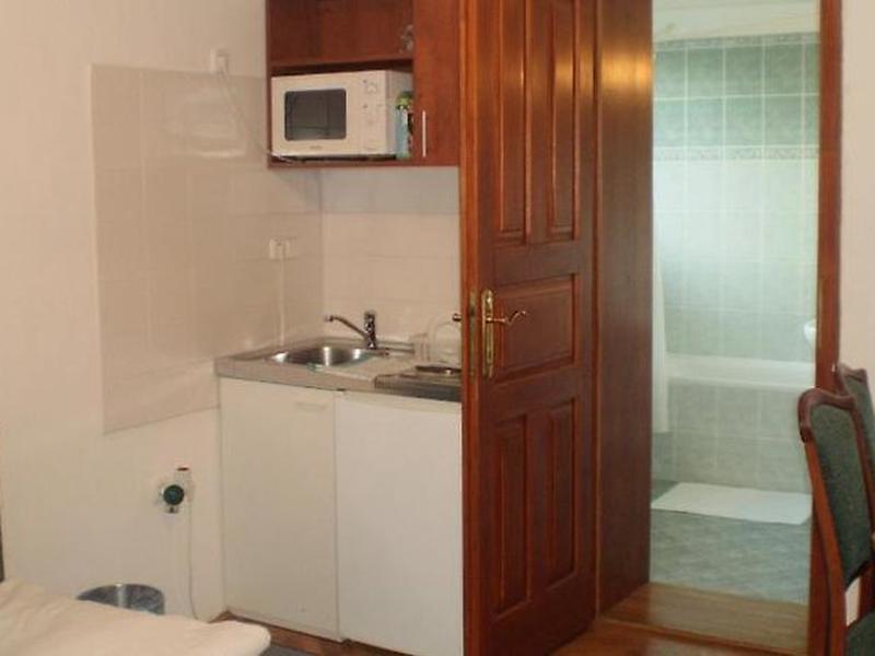 7960620354FCAC4885CA201F433817FB