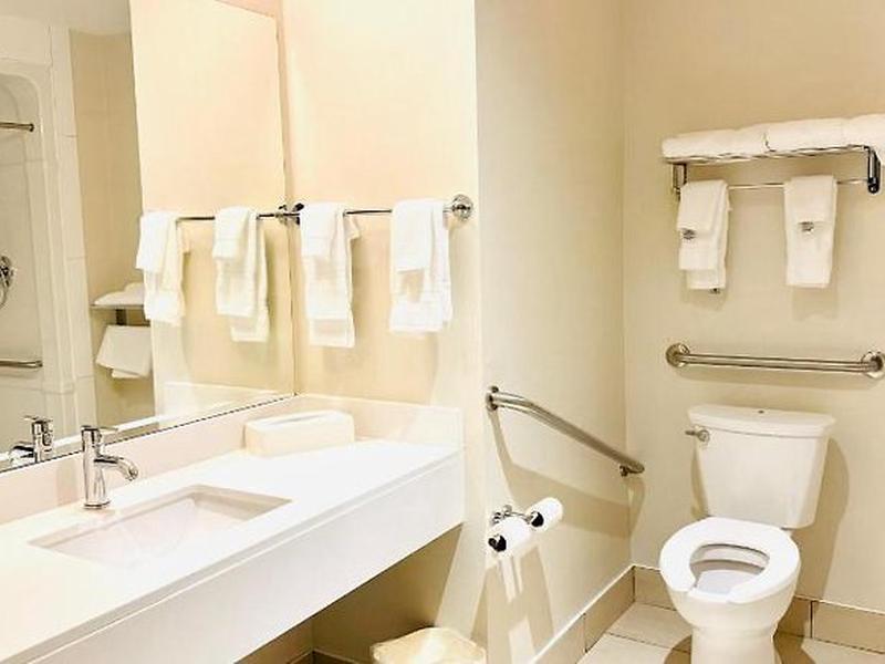 A7A6BC493CA1B460E434BF99BFFB891B