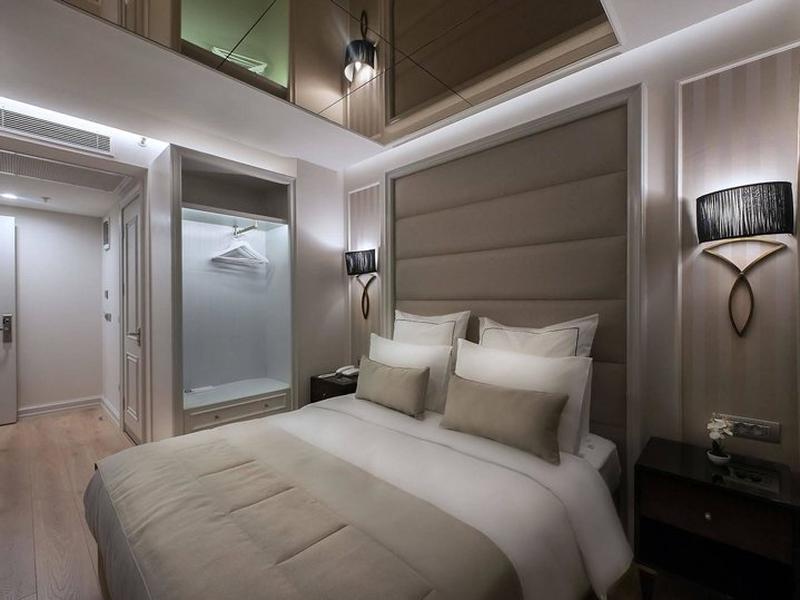 Le Petit Palace Hotel
