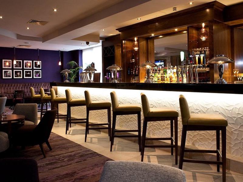 4527F9621EC11E9BDD0435E12FAB7882