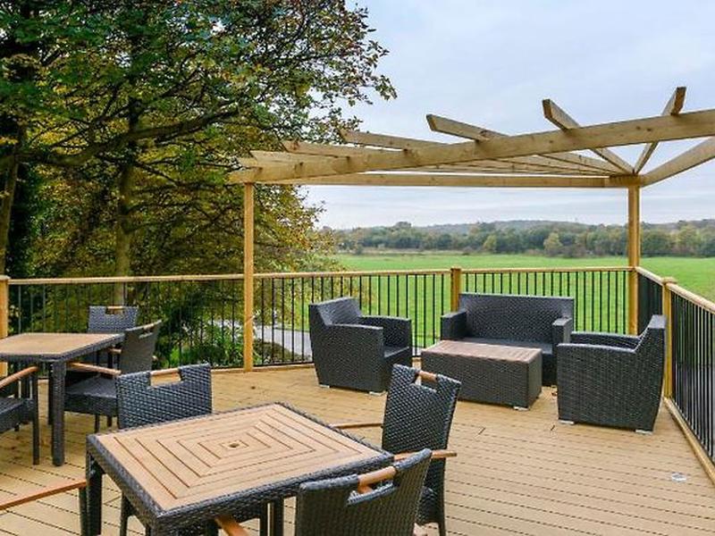 01EA5ECD25C52E796C30B3030A482ECB