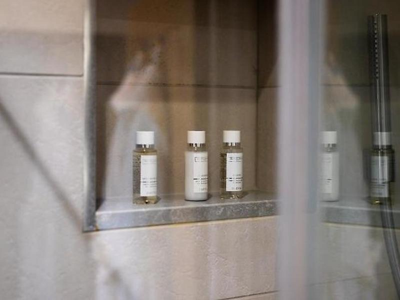 CE7D37CF14E1418F7348D4DFE45339B5