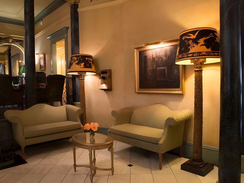 18C9BBCD875B1EDF5EFF799DF2A2EA43