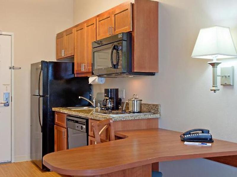 DB55057BC0EB2CA715C1F7264D422647