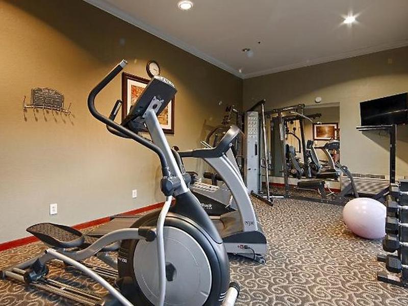 CE8AF78F2BA3B780B7FBDFA1B9135551