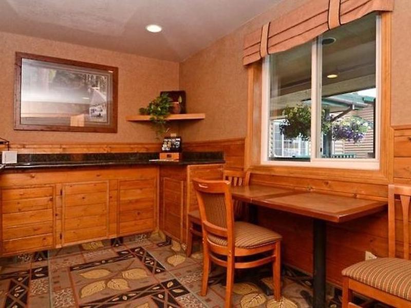 2094CBB45B8E0AEEE0CCA44A419E074E