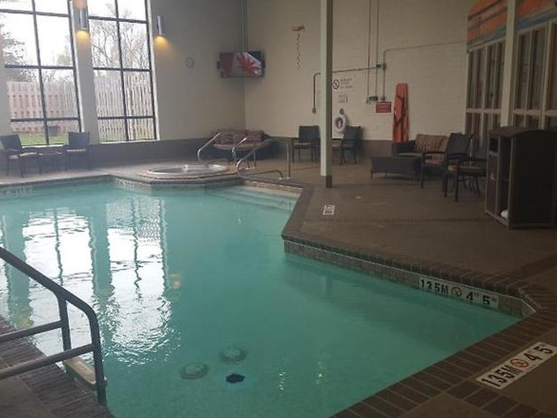 B60D195C1500BD09B441914224F6A703