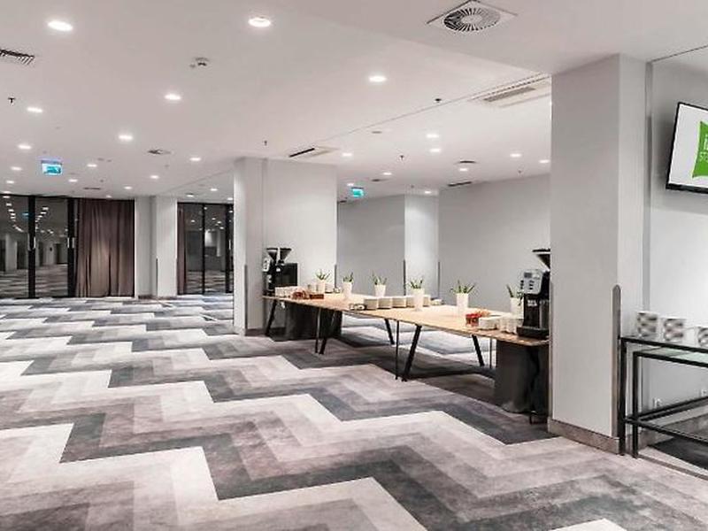 F24D2A8B3E3F92F2F0FAE2893B1E9B24