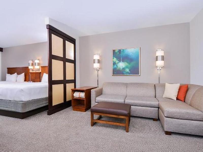 DB19A6208F0212523A6122D9CCE90E6C