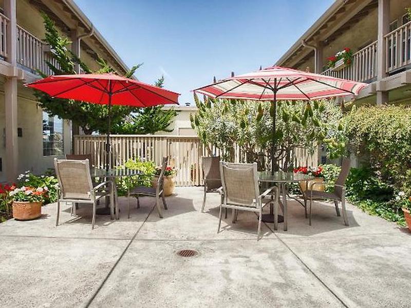 744022217003BEE353F407D2C7B74678