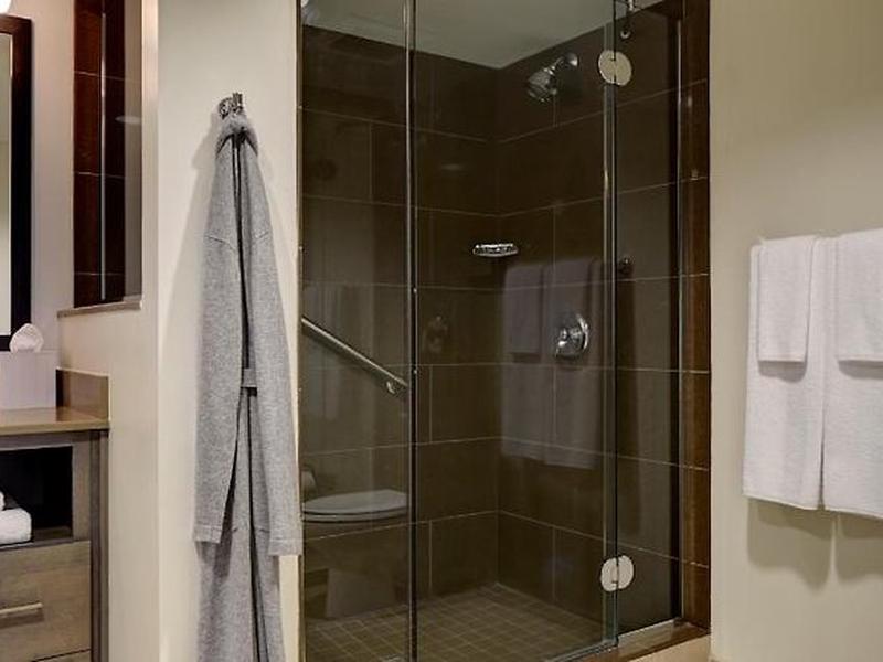 AD87425A704745F23C829F98C6E2CAE5