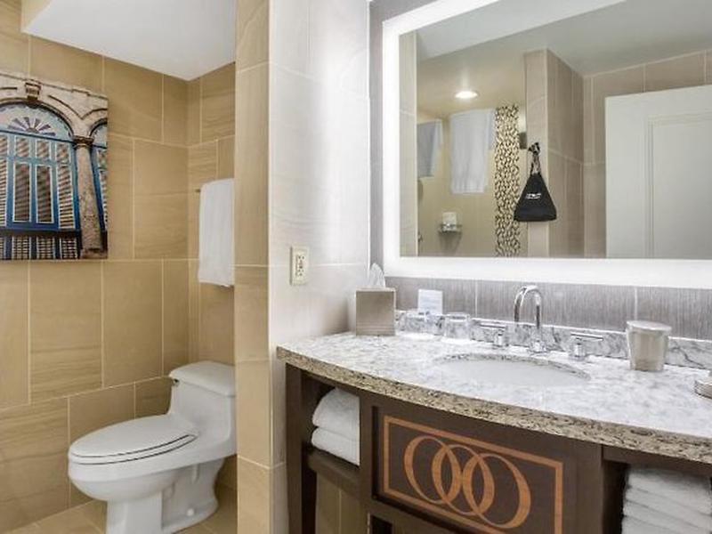 71499410B1BDD274E2005B75A3BDB752