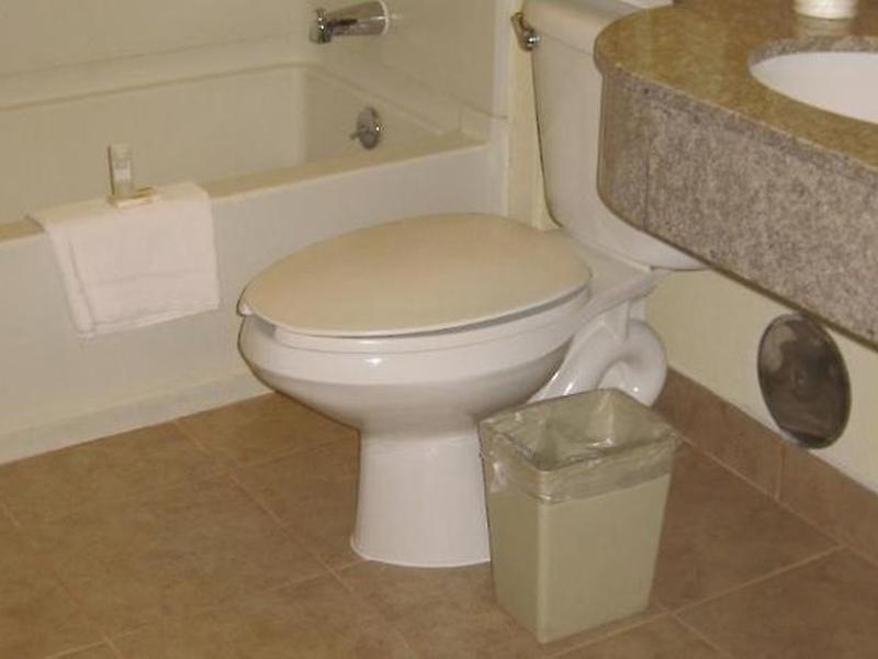 B74BF93DDAF0630FCCFB735506A76EC3