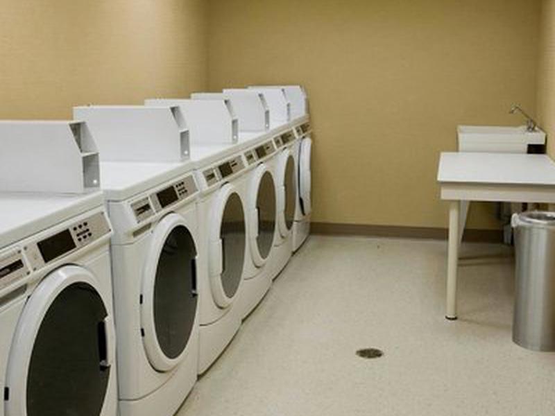 994F10E73FEAF35F510FAE4DE4F24023