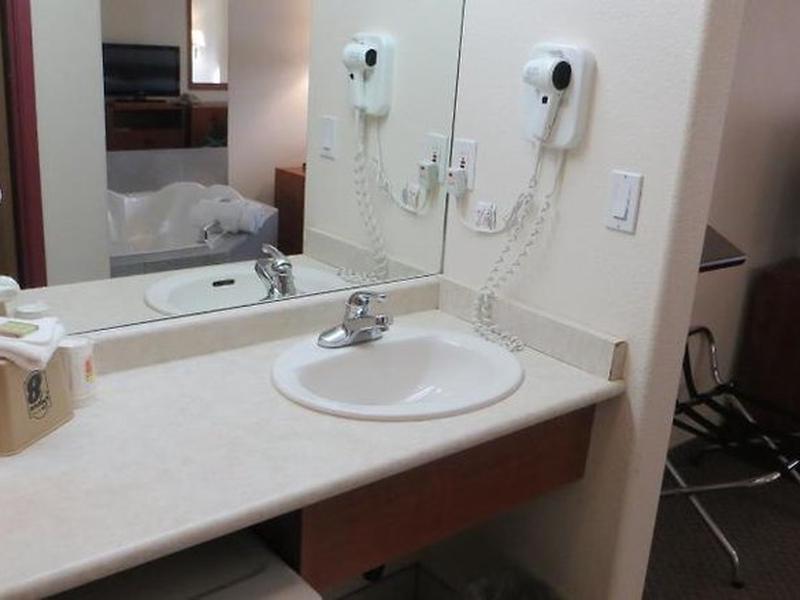 0E0E9CC65D8960212120F3B78F08A0B1