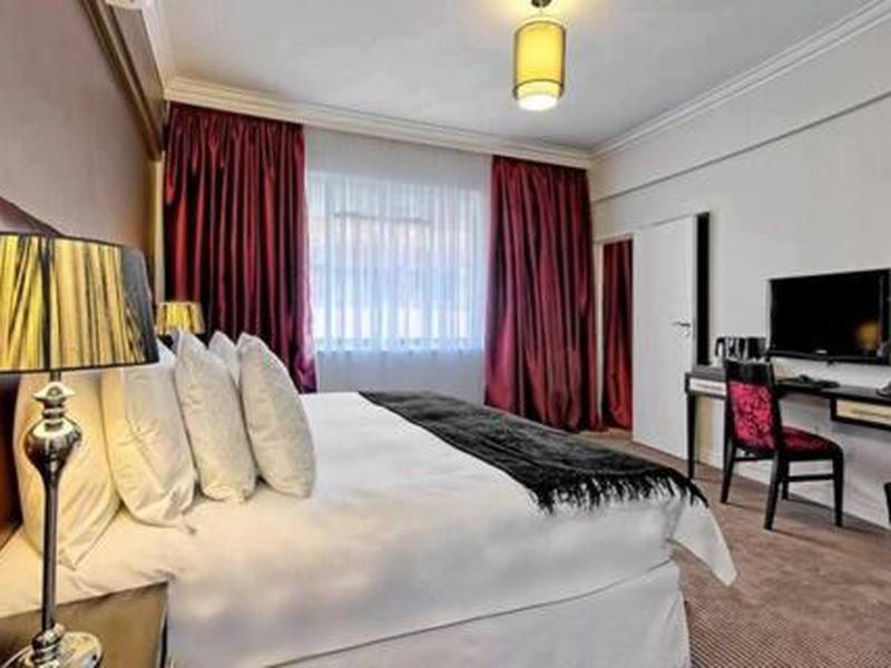 143F49EABB9D2E2705E2F4F259BE7D8C