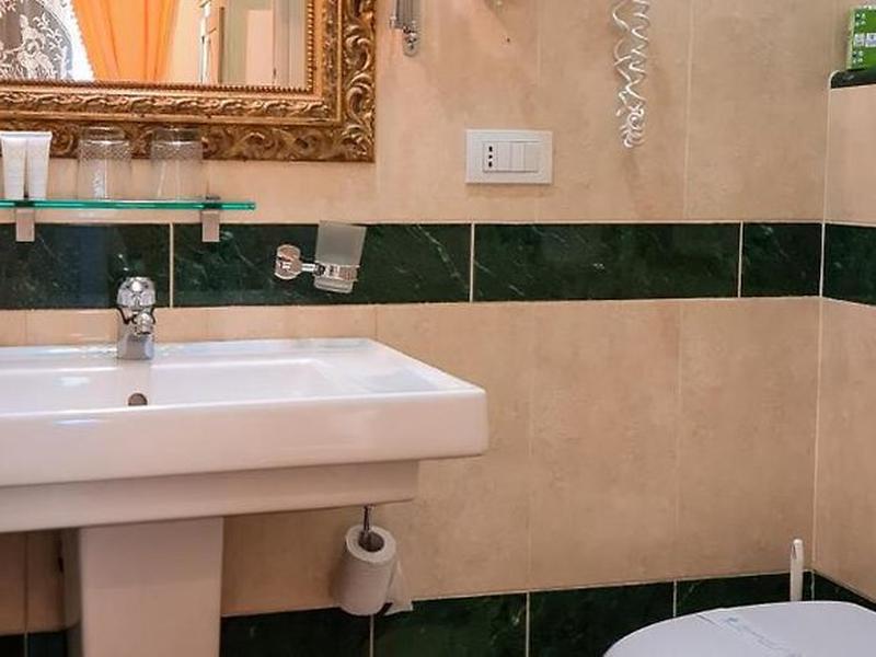 2244EBA8894E26615B031D6FE4ED5550