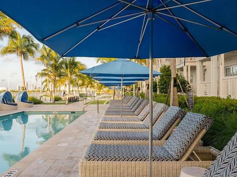 148FDB6E69766897201280FB237E381C