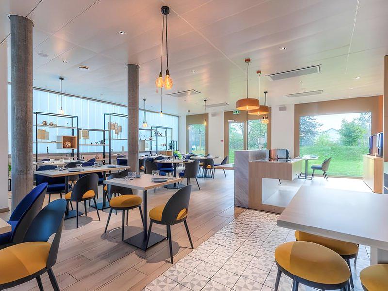 F6EE150C17A21A313D073DB2A6F553FF