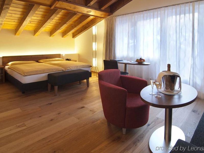 9C013FF0B68EDD69F78B9D06DBA40B10