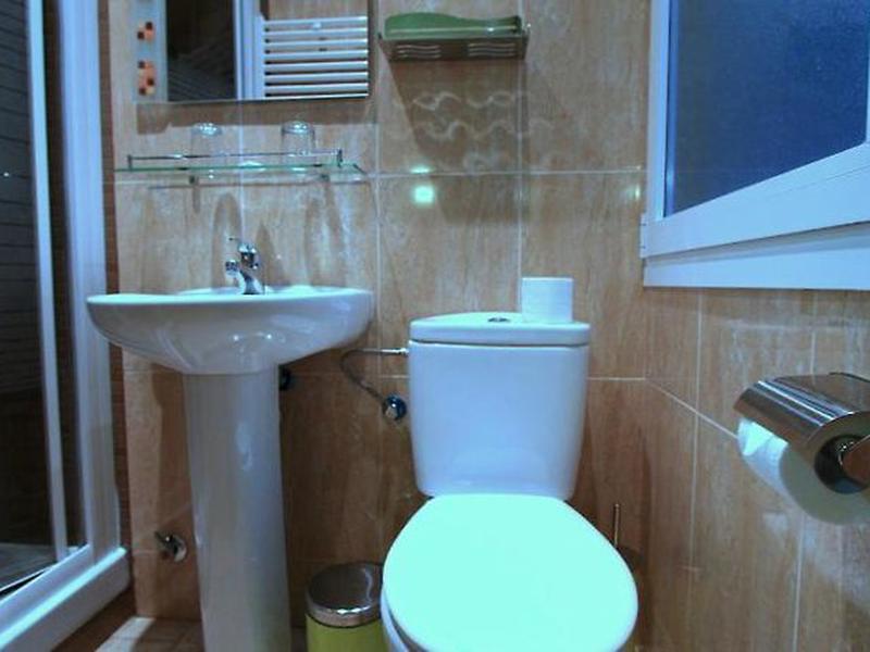 F5602ECAE4180CE6911FEB5238668843