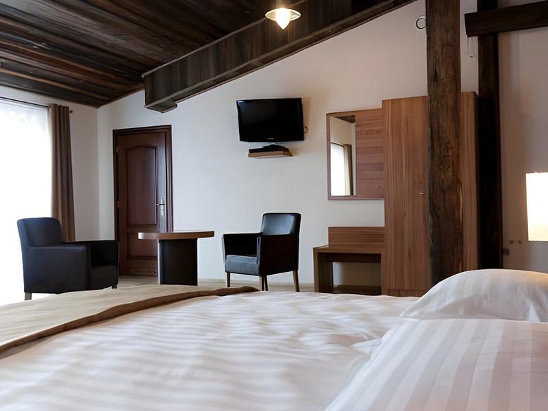 CC17C40E6BA5A687CA636D22C6745FED