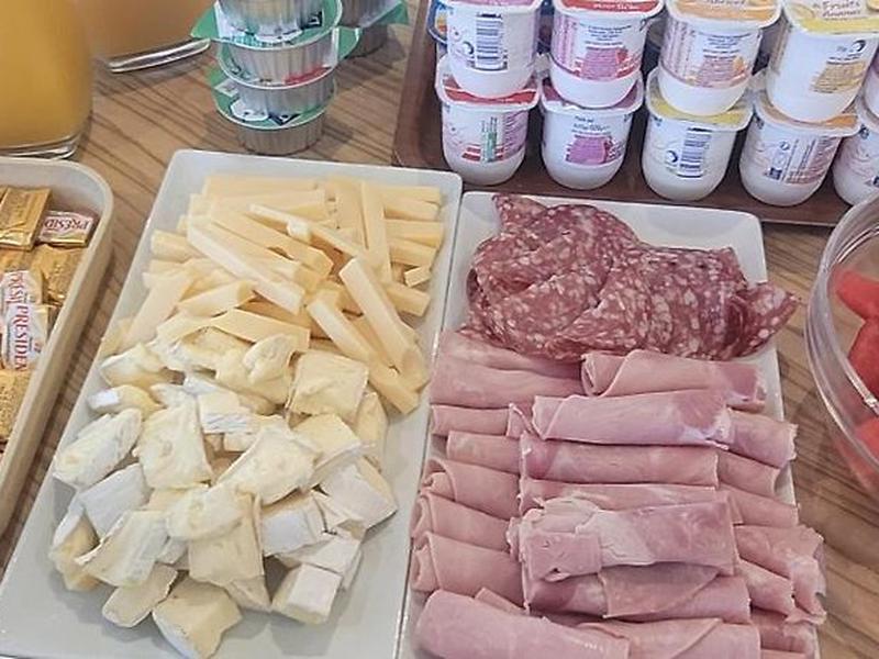 70CE93FEE4A727533B53C3E3F46E19D2