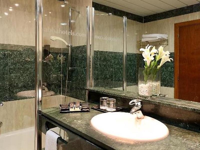 64523B71AF78EF089248447DE81B18EE