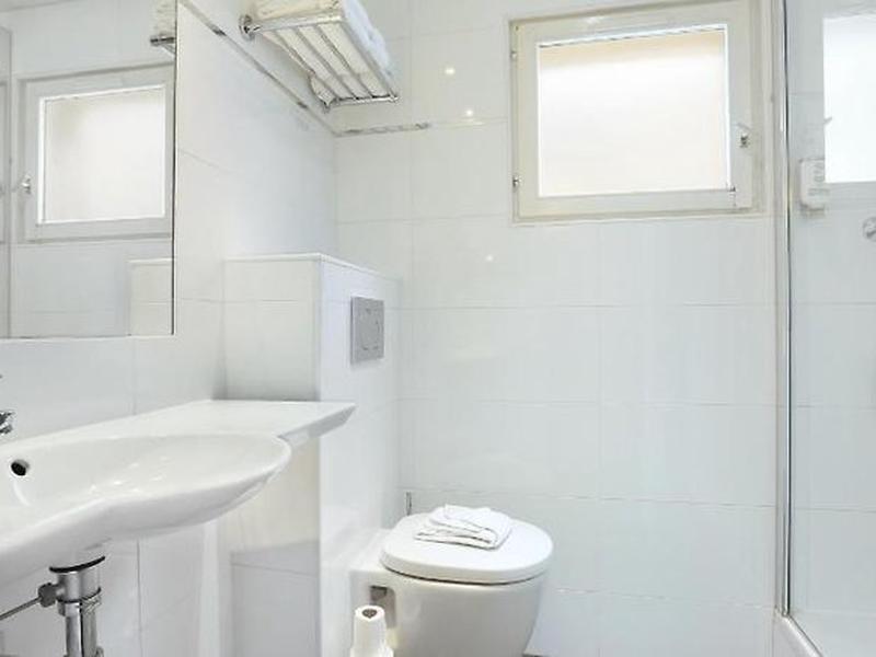 AC6BAD2F636EBC604C37C192E6C3C6FD