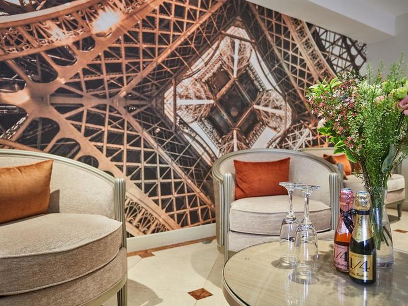 F5C4EE1AF8BE9B26C2F6C31E2E3CB086