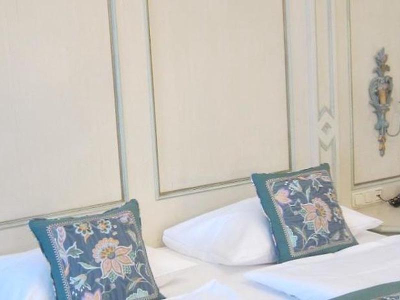 EBC02E1A3AD0BBF02BDF7E8C2FC385FB