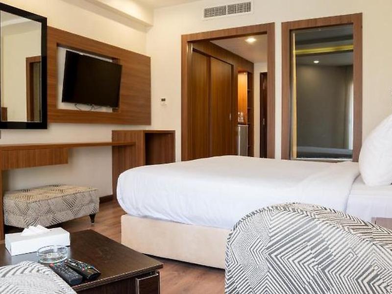 1CC45ADE2481759B03D76ACA07E005CF