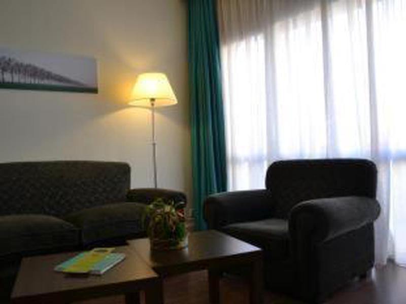 1E5CC43A9622483176BB25F6C2244A15