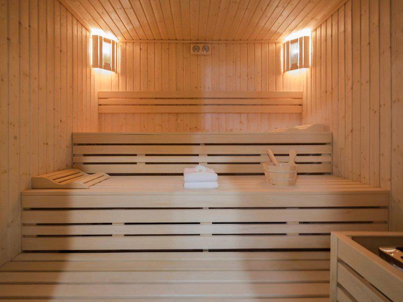 7460BFCCF9BC4301105028289F7DEAEF