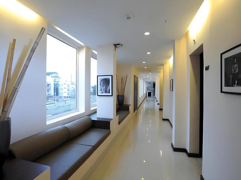 38E687C169795E911E752AA2F0C99251